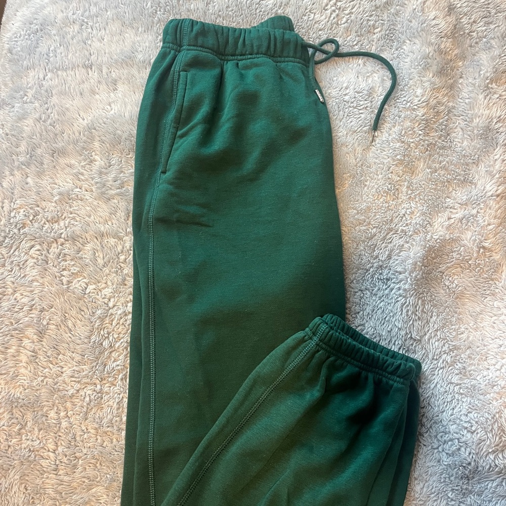 Green Old Navy Sweatpants